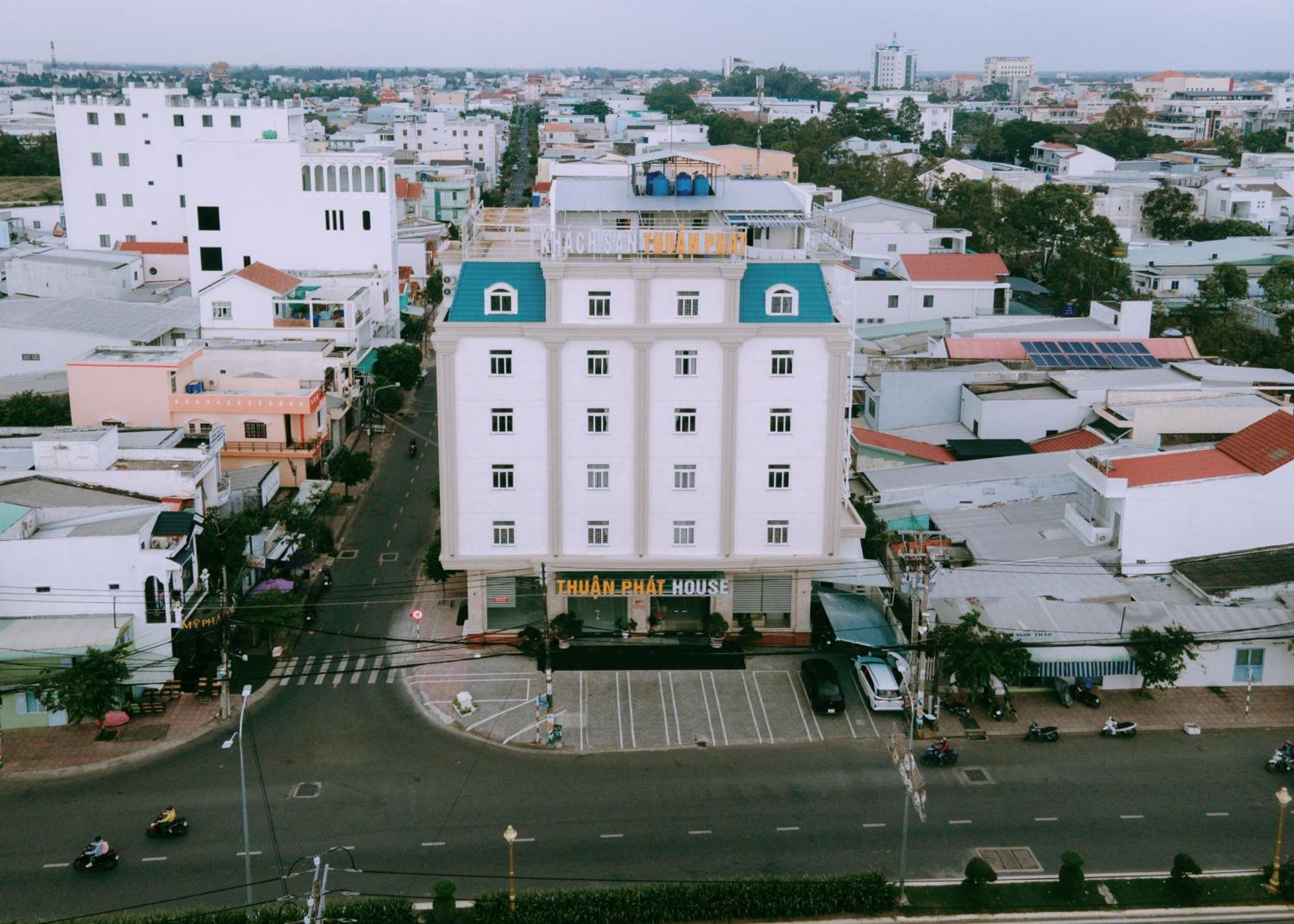 Thuan Phat House Soc Trang Exterior photo